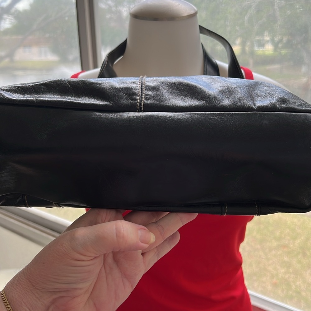 Worthington Vintage Leather Bag - Picture 4 of 10
